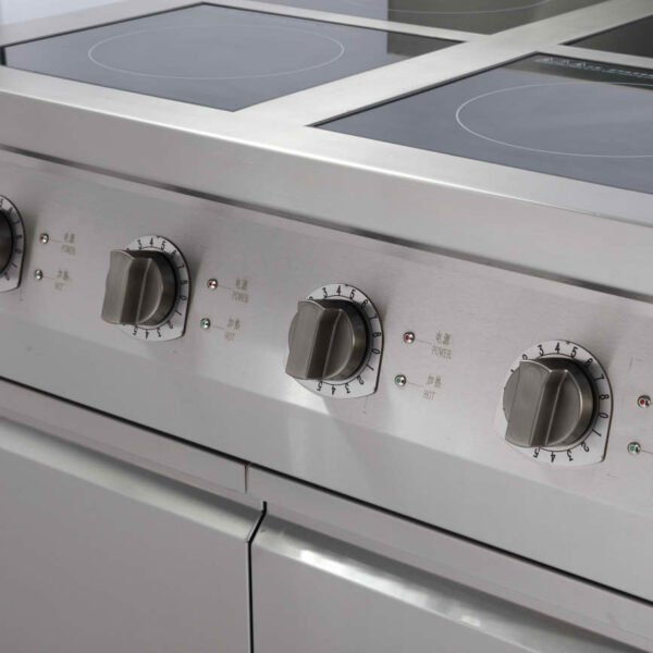Induction Four-Eye Casserole Oven