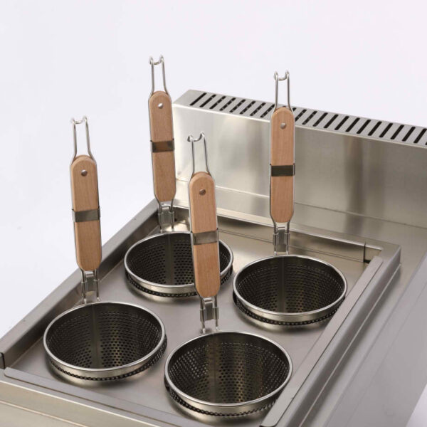 Electromagnetic table four eyes noodle cooker